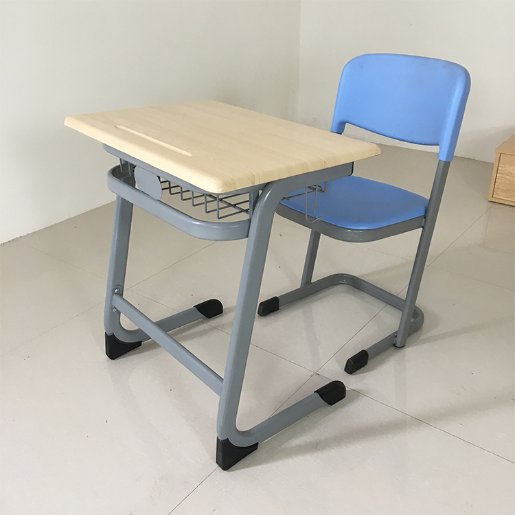 中小學生及大學生課桌椅標準尺寸是多少？